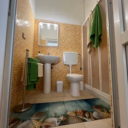 Sun Sea Apartment *